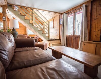 Come Stay At PHIL’S 550